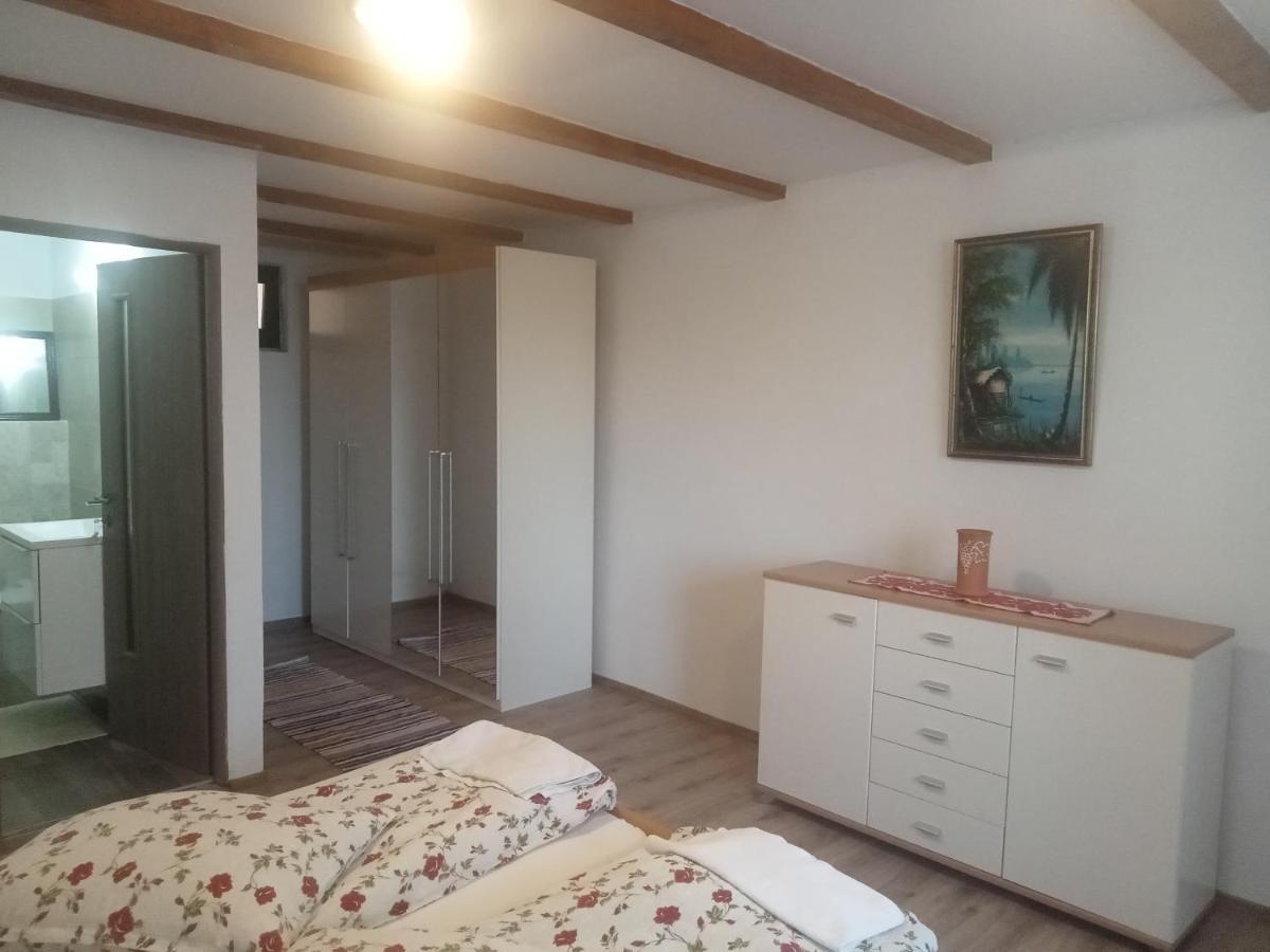 Elza Guesthouse Rimetea Εξωτερικό φωτογραφία